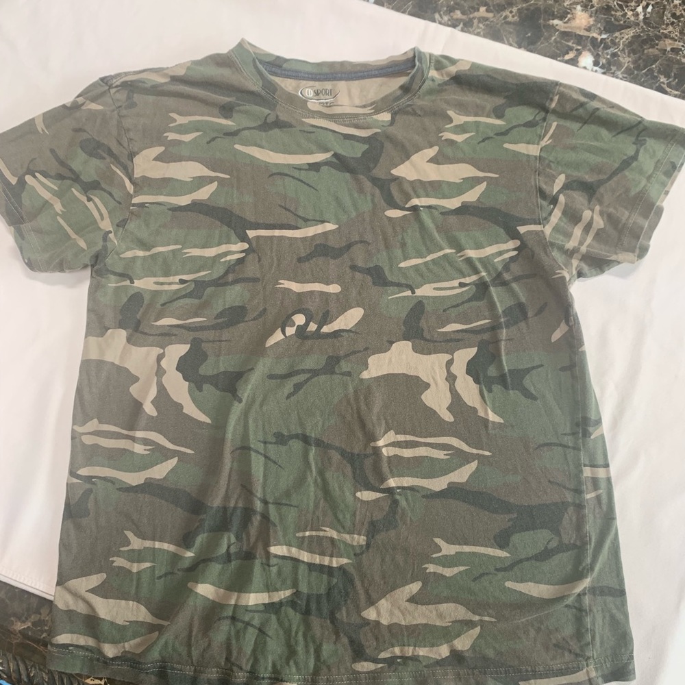 Vintage camo tee
